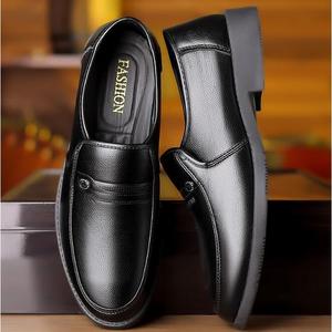 Chaussures habillées et Richelieu en cuir pour hommes – Idéales pour le bureau et les occasions décontractées – Grande Vente - Product Image 1