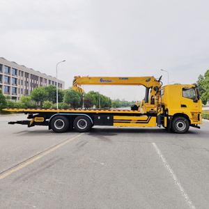 Camión de remolque plano Dongfeng de Venta caliente con grúa grúas hidráulicas de 8 toneladas - Product Image 3