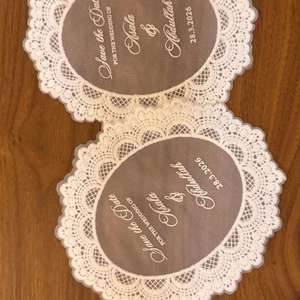 Carte d'invitation de mariage personnalisée ovale en polyester avec dentelle, style vintage élégant et romantique, pour dîner en forme de cœur, invitations de table - Product Image 1