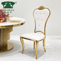 Chaises de salle à manger modernes en cuir doré avec boutons en cristal, dossier festonné, style royal, pour hôtel, extérieur, appartement, villa
