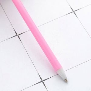 Stylos à bille fantaisie avec pompons – Adorables, en plastique, anti-stress pour étudiants, journalisation et cadeaux promotionnels - Product Image 3