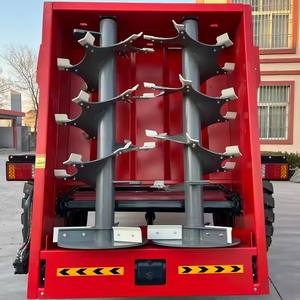 Esparcidor de estiércol montado en tractor de accionamiento hidráulico para una aplicación eficiente de fertilizantes orgánicos - Product Image 1