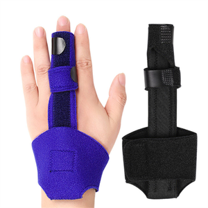Attelle de compression réglable en néoprène de qualité médicale AOFIT pour l'alignement des doigts et la rééducation des doigts cassés - Product Image 2
