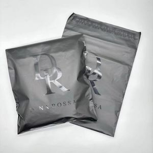 ถุงพลาสติกสำหรับส่งสินค้าแบบรีไซเคิล พิมพ์โลโก้ได้  แบบด้านสีดำ สำหรับบรรจุภัณฑ์ - Product Image 3