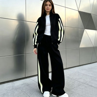 Ensemble de survêtement décontracté pour femme avec veste zippée à col montant et rayures latérales, pantalon de jogging à jambes larges et taille élastique
