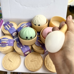 Jouet Squishy Dumpling Coloré en TPR de 8,5 cm en Stock – Dumplings Squishy Arc-en-ciel Mystère Squishy Poppy Playtime - Product Image 5