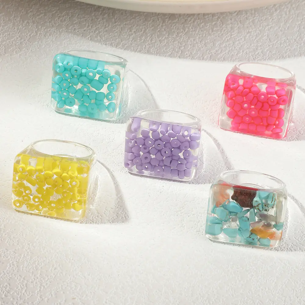 Wholesale Exaggerated Geometric Transparent Colorful Bead Stone Rings Jewelery Ladies Female Square Resin Acrylic Chunky O Rings