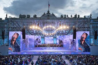 Haute résolution et haute luminosité P2.976 Panneau mural vidéo LED de location étanche pour les représentations scéniques et les festivals de musique