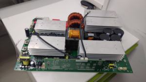 Shiningintl 48V <span class=keywords><strong>DC</strong></span> a 220V AC scheda convertitore di alimentazione trifase modulo collegamento parallelo Inverter per uso industriale - Product Image 4