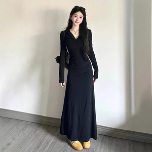 Black V-Neck Long Sleeve Dress Solid Color A-Line Long Skirt Daily Casual Wear Natural Waistline Plus Size - Product Image 4