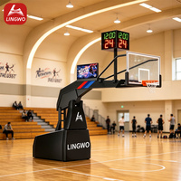 Support mobile de panier de basket électrique à quatre barres, conforme aux normes FIBA, avec chronomètre 24 secondes et panneau arrière en verre trempé, pour usage intérieur