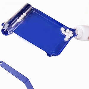 กล่องใส่ยาพลาสติกแบบใช้งานได้จริง ปลอดภัย พร้อมถาดนับเม็ดยา - Product Image 5