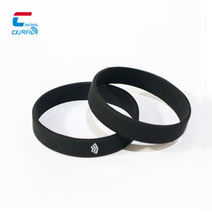 Chuangxinjia Suministro de fábrica Etiqueta de moda 213 Nfc Redes sociales Compartir Fitness Nfc Bandas Goma Rfid Pulsera de silicona Pulsera - Product Image 1