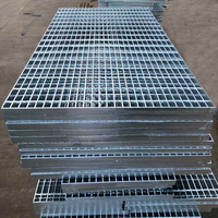 Grille en acier galvanisé robuste et durable pour extérieur, marches d'escalier en acier inoxydable revêtues pour ateliers et entrepôts