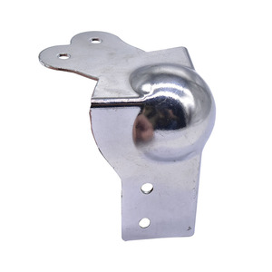 Protection d'angle intégrée à six trous Anwang 055 en fer chromé pour flight case - Product Image 3