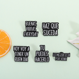 Todo Va bir Estar Bien emaye Pin İspanyol şifa alıntı broş yaka rozeti takı hediye arkadaşlar hayranları için toplu kaynağı - Product Image 2