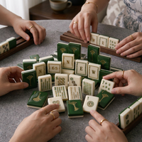 Ensemble de Mahjong américain en acrylique personnalisé avec des pions en forme de Ginkgo émeraude, 160 tuiles, 4 couches, luxe, vente en gros, cadeau