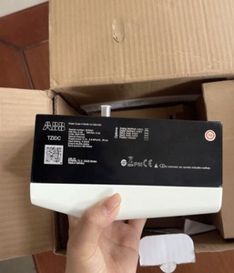 V18345-1020221001 <b>Double</b> Acting Fail-Freeze Smart Valve Positioner with 4-20mA Feedback & HART for General Process Automatio - Product Image 2