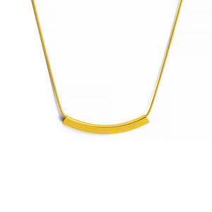 Dainty Collier en acier inoxydable plaqué or 18 carats avec barre de pliage perlée Happy Face avec chaîne de serpent Bijoux personnalisés - Product Image 1