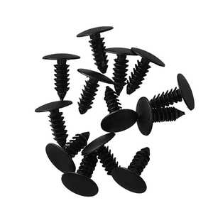 Pince de <span class=keywords><strong>sapin</strong></span> barbelé en nylon personnalisé de haute qualité Rivet poussoir produit en plastique de gros pour camion et <span class=keywords><strong>porte</strong></span> de voiture - Product Image 4