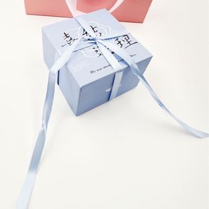 Faveurs de mariage personnalisées en relief et dossiers cadeaux de remerciement avec fermeture magnétique et ruban - Emballage en gros en matériaux recyclés - Product Image 4