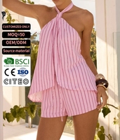 Ensemble deux pièces d'été pour femme : Haut rose doux à fines rayures en coton, dos nu à nouer, ourlet évasé et short à taille élastique avec cordon de serrage