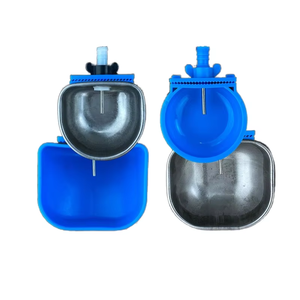 Bebedero automático <span class=keywords><strong>para</strong></span> <span class=keywords><strong>conejos</strong></span> a <span class=keywords><strong>precio</strong></span> <span class=keywords><strong>de</strong></span> fábrica, bebedero <span class=keywords><strong>de</strong></span> plástico <span class=keywords><strong>para</strong></span> la cría <span class=keywords><strong>de</strong></span> <span class=keywords><strong>conejos</strong></span>, cuenco <span class=keywords><strong>de</strong></span> agua <span class=keywords><strong>para</strong></span> <span class=keywords><strong>conejos</strong></span> <span class=keywords><strong>de</strong></span> acero inoxidable - Product Image 2