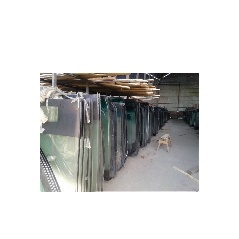 Ветровое стекло из закаленного стекла для автобуса и другие запасные части