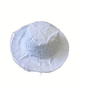 Sombrero de cubo plegable de algodón lavado de color liso para mujer, con borde deshilachado, ideal para verano, uso diario, fiestas, pesca y protección solar. Venta al por mayor. - Product Image 4