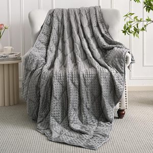 Couverture Raschel pour adultes, taille Queen, douce et rafraîchissante, tricotée unie, en minky, avec perles de verre, lavable, toutes saisons - Product Image 4