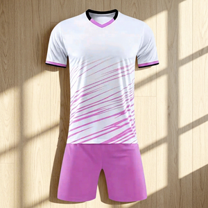 Fabricant et fournisseur en gros de maillots et shorts de football personnalisés, ensemble complet d'uniformes de football, sublimation, séchage rapide - Product Image 1