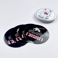 Autocollants découpés à l'emporte-pièce avec matériaux personnalisés autocollants d'étiquettes en vinyle étanches avec impression de logo