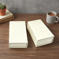 Scatola Rigida a Forma di Libro in Carta Speciale Bianco Crema con Logo Personalizzato, Vendita Diretta dalla Fabbrica, Confezione Regalo di Lusso con Chiusura a Nastro
