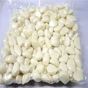 2023 중국 신선한 껍질을 벗긴 마늘 정향 제조 업체 도매 마늘 껍질 진공 질소 가방 및 항아리 포장