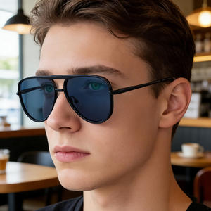 Lunettes de soleil aviateur de luxe pour hommes, monture dorée, lentille PC, protection UV400, avec charnières à ressort, emballage en boîte, Ksl 98292 - Product Image 4