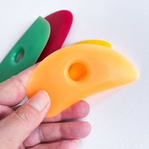 A Set of 4-piece Colored Silicone Ceramic Scraper for Shaping and Shaping <b>Clay</b> <b>Modeling</b> Tools - Product Image 1