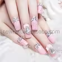 Coupe-ongles en acier inoxydable en forme de U pour les soins professionnels des ongles