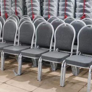 Por Atacado Barato Banqueting Cadeiras Da <span class=keywords><strong>China</strong></span> Empilhável Grey Metal Hotel Restaurante Móveis Crianças Cadeiras para Eventos De Casamento - Product Image 1