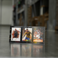 Cadre d'affichage de carte de collection personnalisé durable à 3 emplacements standard avec conception magnétique pour les cartes de collection TCG