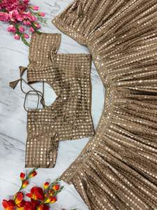 Último diseñador puro Karishma seda pesada adornado Lehenga Choli hermoso bordado pesado lentejuelas trabajo indio paquistaní - Product Image 5