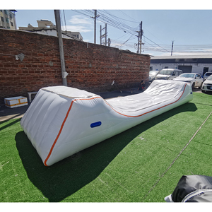 <span class=keywords><strong>Parques</strong></span> de patines modulares portátiles Patín inflable Bmx Rampas de agua y nieve Rampa de patín inflable - Product Image 1
