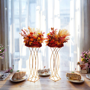 ขาตั้งดอกไม้สไตล์โรแมนติกโลหะ สำหรับงานแต่งงาน งานอีเว้นท์  สีและดีไซน์ปรับแต่งได้ คุณภาพสูง จัดส่งรวดเร็ว ดอกไม้ประดิษฐ์ - Product Image 2