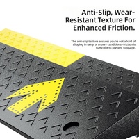 Tapis d'escalier en caoutchouc, rampes de passage, rampes de franchissement de trottoir en caoutchouc-plastique épaissi à motif fléché de 1000 mm pour véhicules électriques
