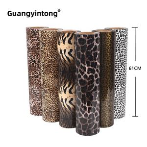 Vinyle thermocollant Guangyintong à imprimé léopard et tigre pour sacs à main et chaussures de sport avec motifs <span class=keywords><strong>d</strong></span>'<span class=keywords><strong>animaux</strong></span> <span class=keywords><strong>sauvages</strong></span> HTV - Product Image 1