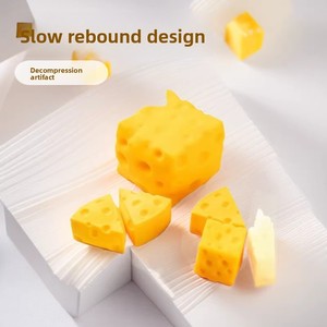 Jouet de décompression créatif en forme de fromage carré, à rebond lent, avec musique et fonction de pétrissage, pour la simulation du fromage - Product Image 1