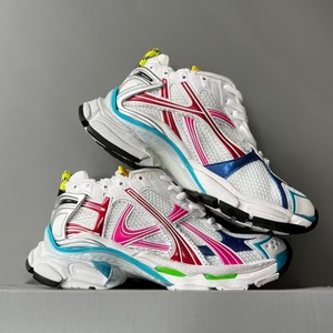 Chaussures de course pour hommes, vente en gros, chaussures de luxe personnalisées, tendance, haute qualité, respirantes, à lacets, pour l'extérieur - Product Image 1