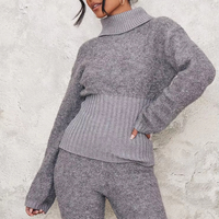 2025 hiver femmes décontracté 2 pièces ensemble couleur unie pull ample pull à col roulé tricoté pantalon avec Logo avant en gros