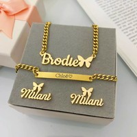Ensemble de bijoux personnalisés avec nom, collier et boucles d'oreilles en acier inoxydable, chaîne Cuba, collier avec lettre personnalisée 18K, cadeau pour femme