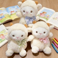 Assortiment personnalisé de jouets en peluche mignons, design animaux et fruits mélangés, oreiller en peluche Kawaii pour la vente en gros et l'approvisionnement en vrac