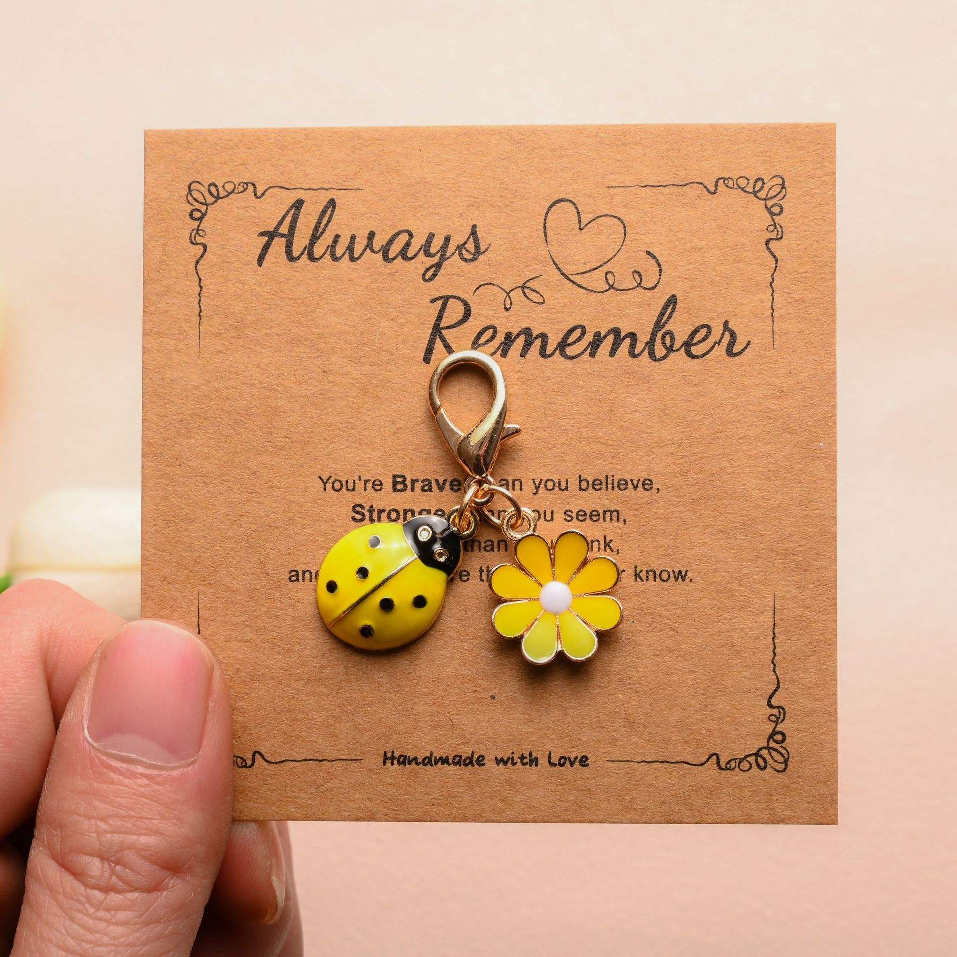 สีเหลือง